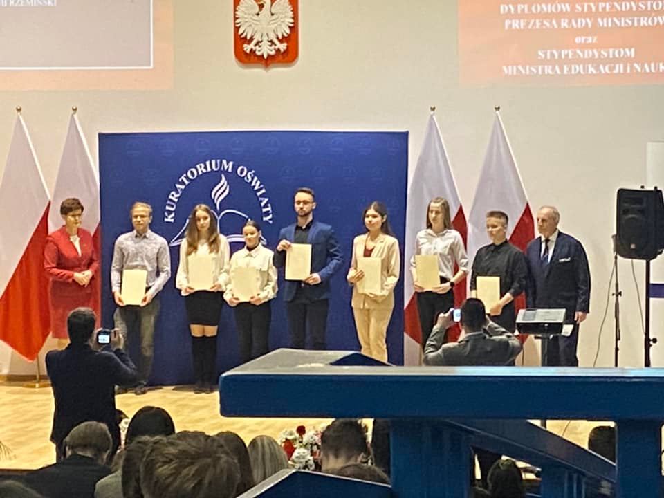 Oddziały klasy integracyjne Lubycza królewska Dubienka